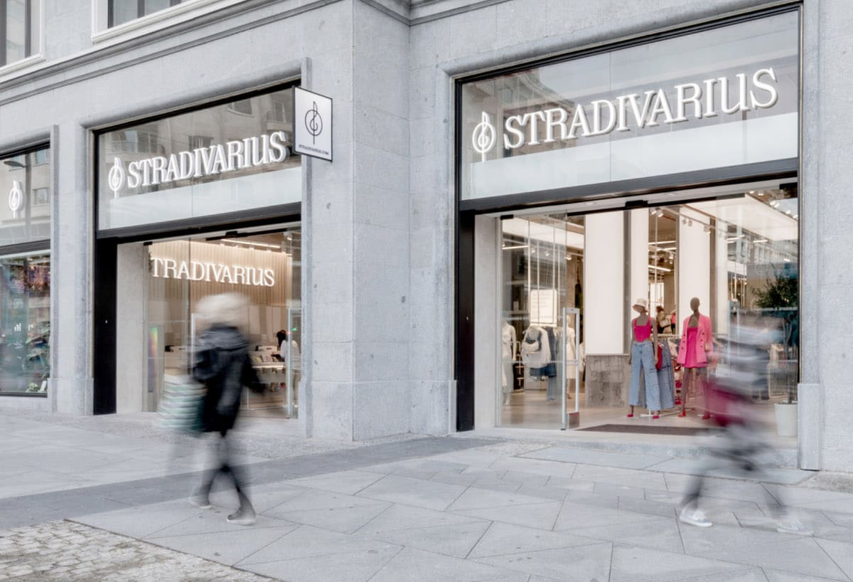 Испанская модная сеть Stradivarius приходит в Германию