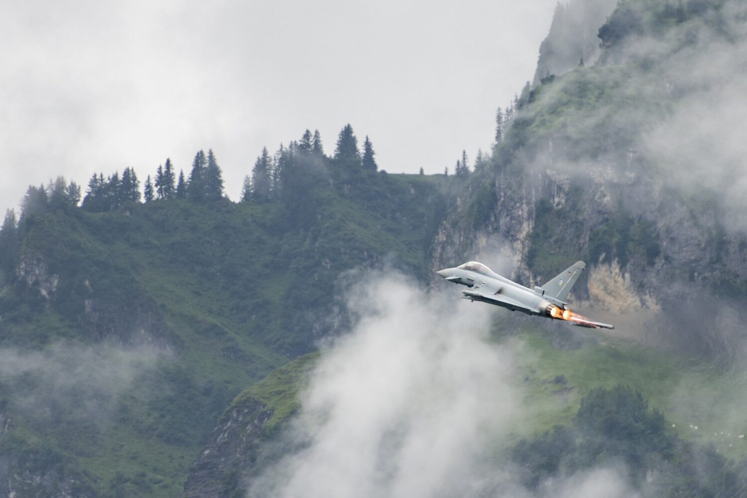 Новый заказ боевых самолетов Eurofighter