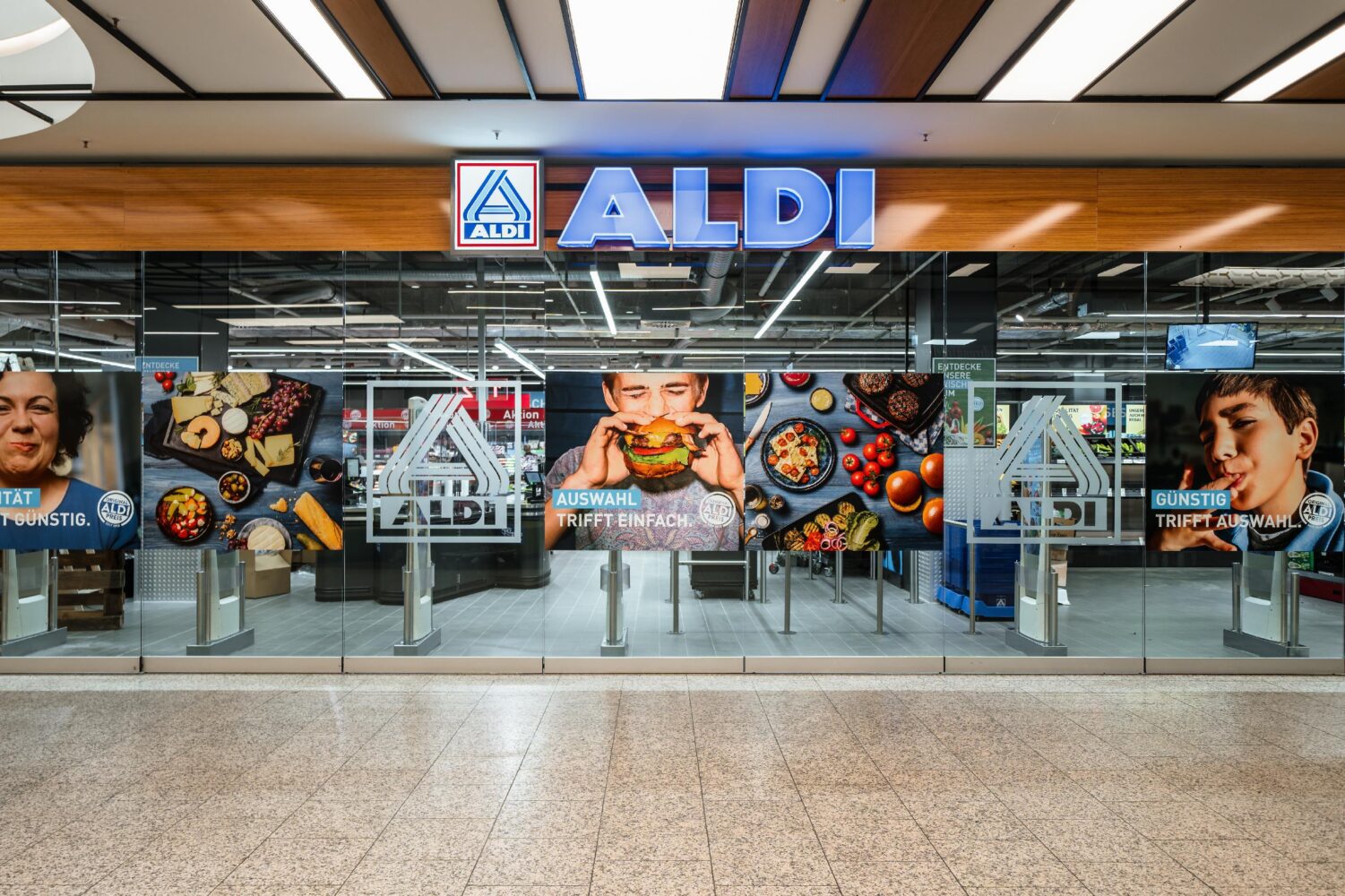 Aldi Nord приступил к обналичке