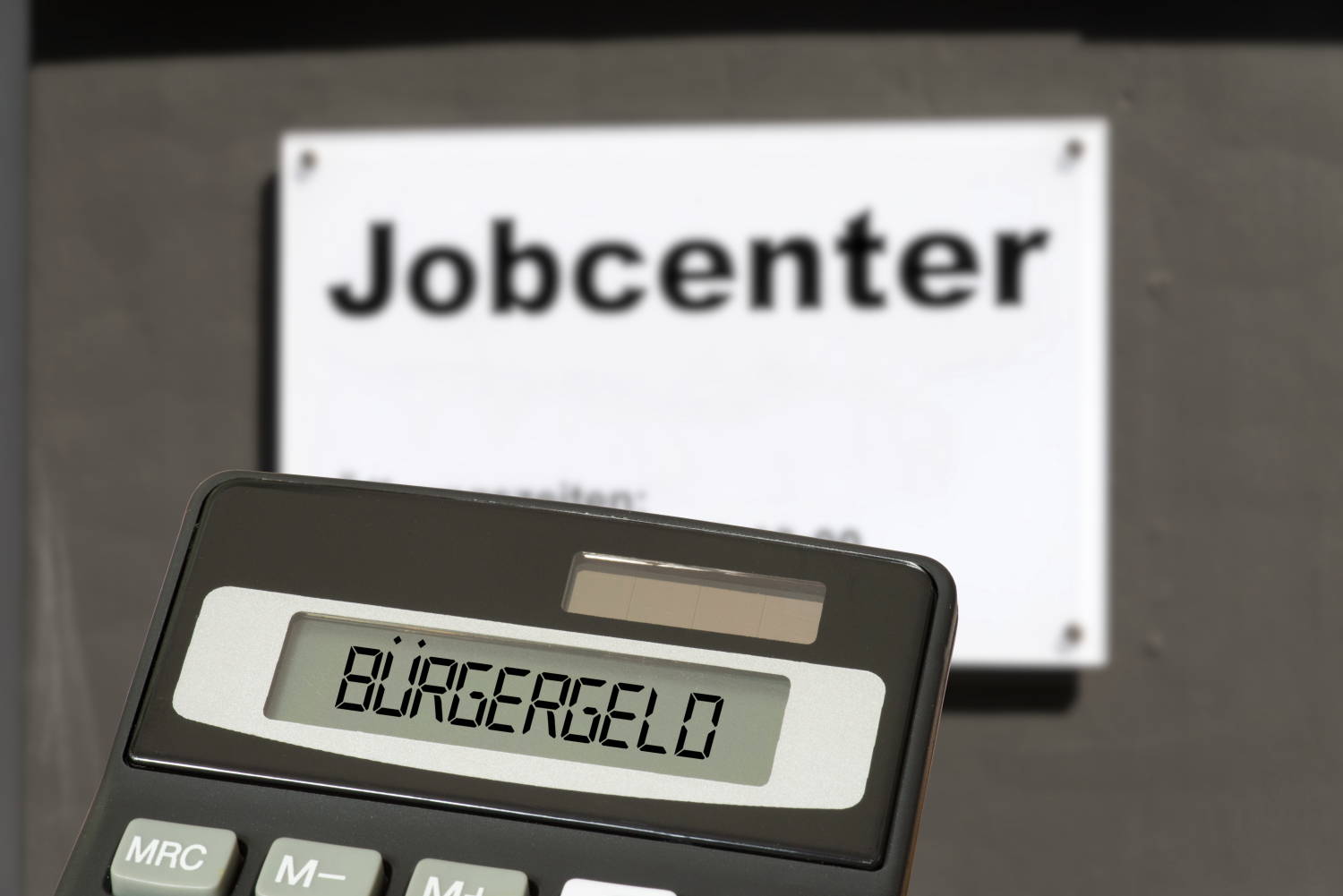 Bürgergeld уходит. Что будет с пособиями в Германии?