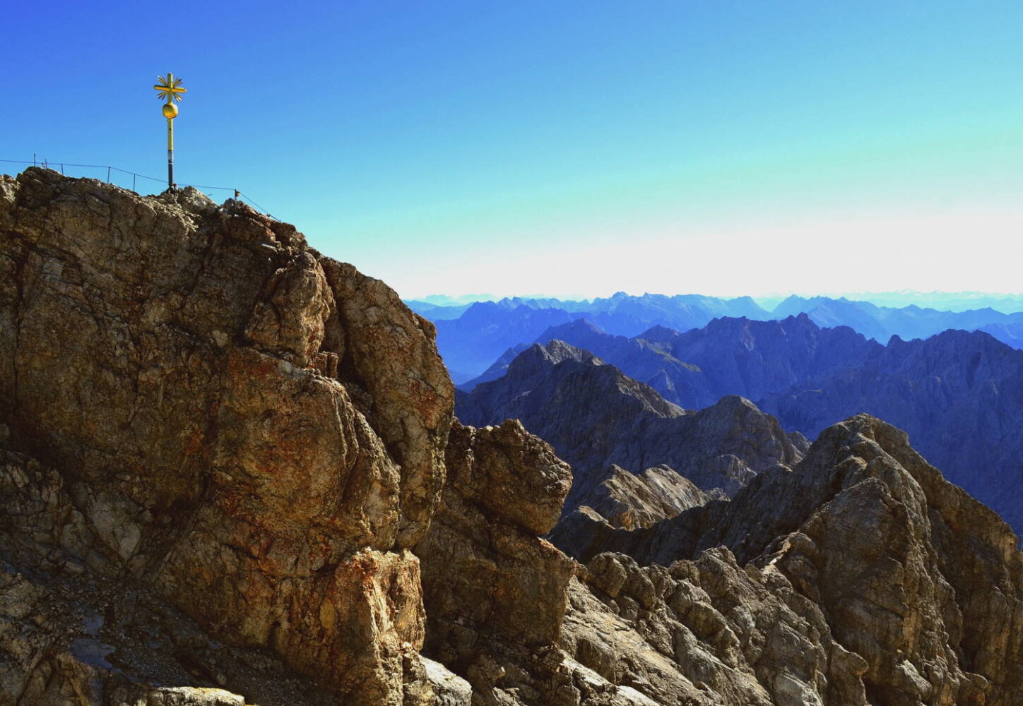 Без креста: украшение Цугшпитце отправили на реставрацию 